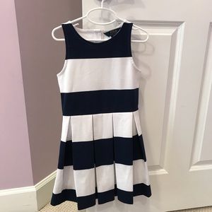 Girls (size 6X) box-pleat Polo Dress